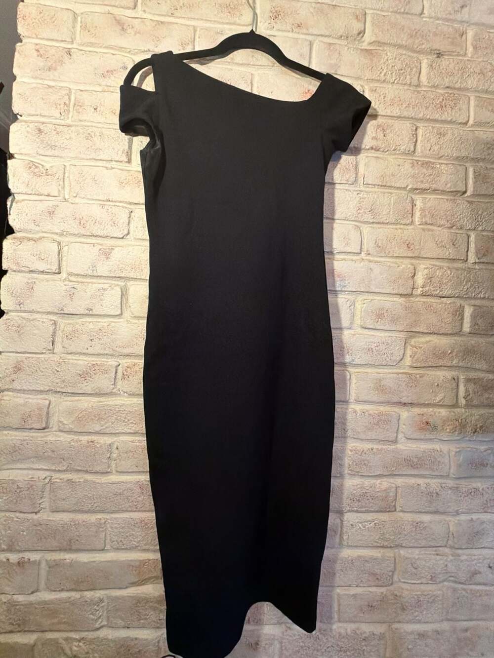 Bailey/44 Women's Black Off-the-Shoulder Midi Sheath Dress
